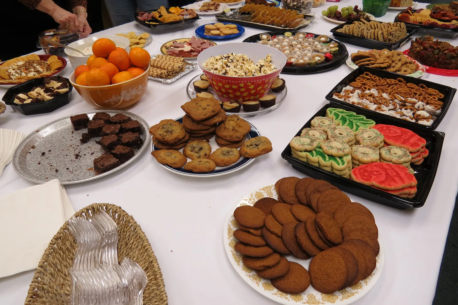 Festive party snack bar with homemade guacamole, queso fundido, and elote cups at a Sweet n' Sassy Creations birthday bash in Horizon City near El Paso TX
